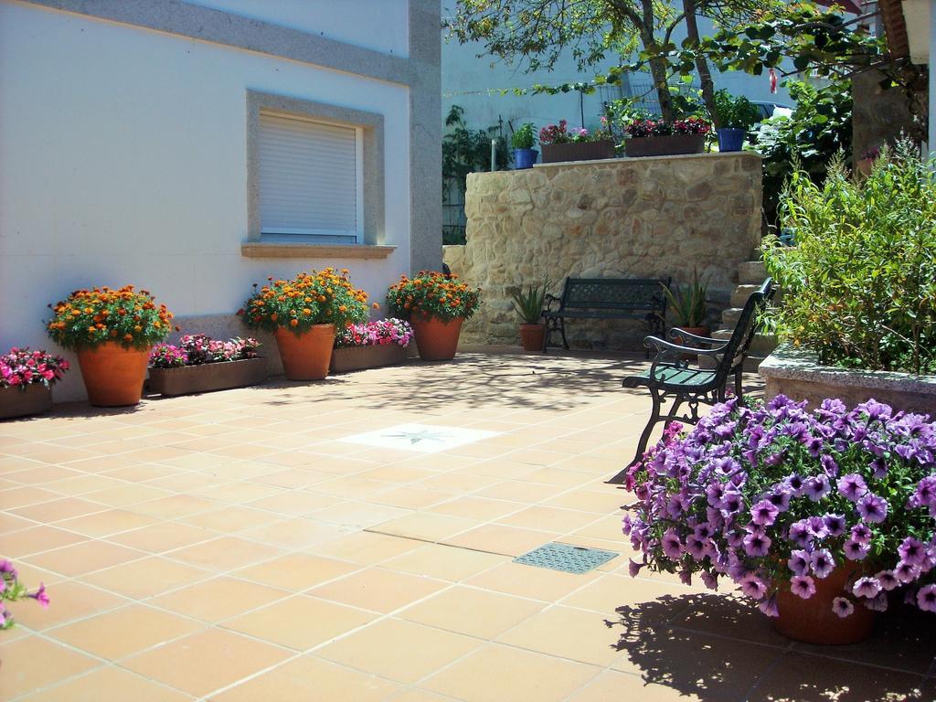 Hostal Santa Marta Playa ไบโยนา ภายนอก รูปภาพ