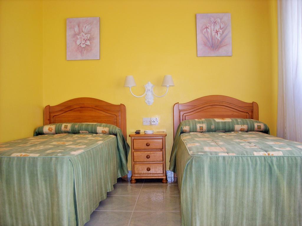 Hostal Santa Marta Playa ไบโยนา ห้อง รูปภาพ