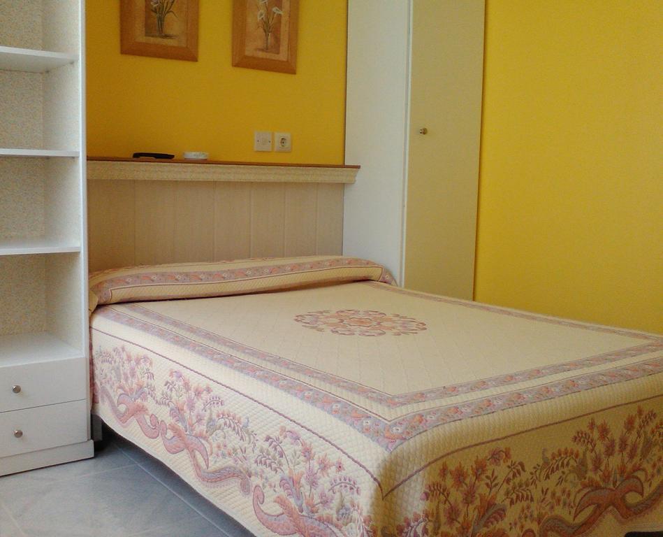 Hostal Santa Marta Playa ไบโยนา ภายนอก รูปภาพ